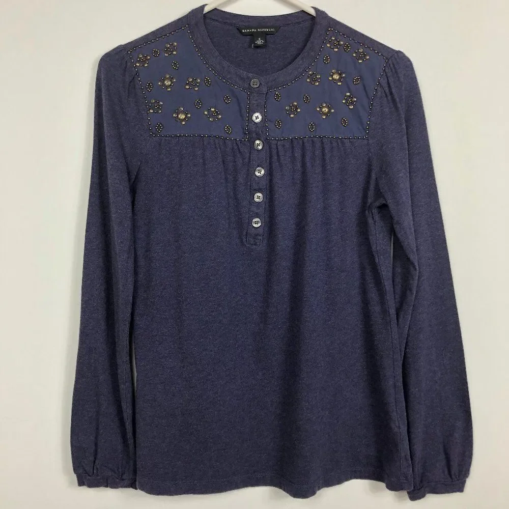 Banana Republic navy blue henley